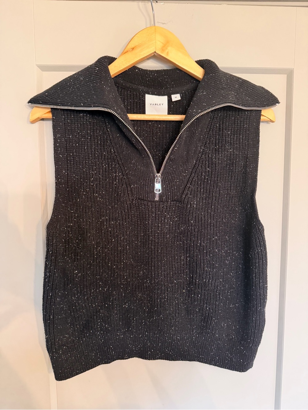 Varley Black Speckled Sleeveless Zip-Front Mock Neck Sweater Vest